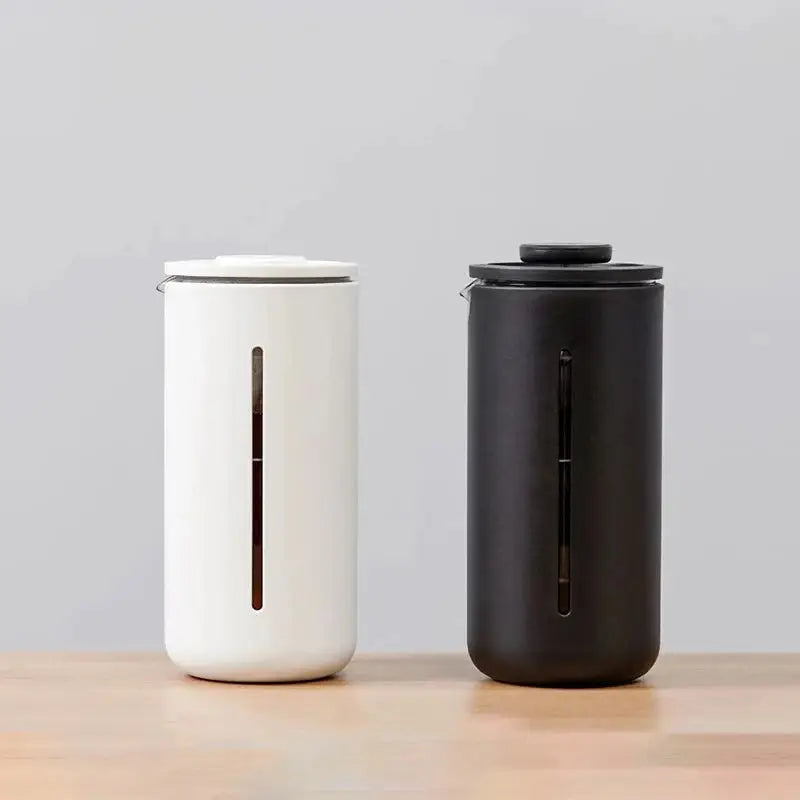 TIMEMORE French press coffee press in black and white with high-density stainless steel mesh and heat-resistant glass, 450ml, fingerprint-resistant design.