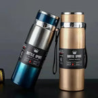 Thermal water bottle with double-walled stainless steel design, keeps drinks hot for 12 hours and cold for 24 hours. Leak-proof and eco-friendly, ideal for travel and sports.