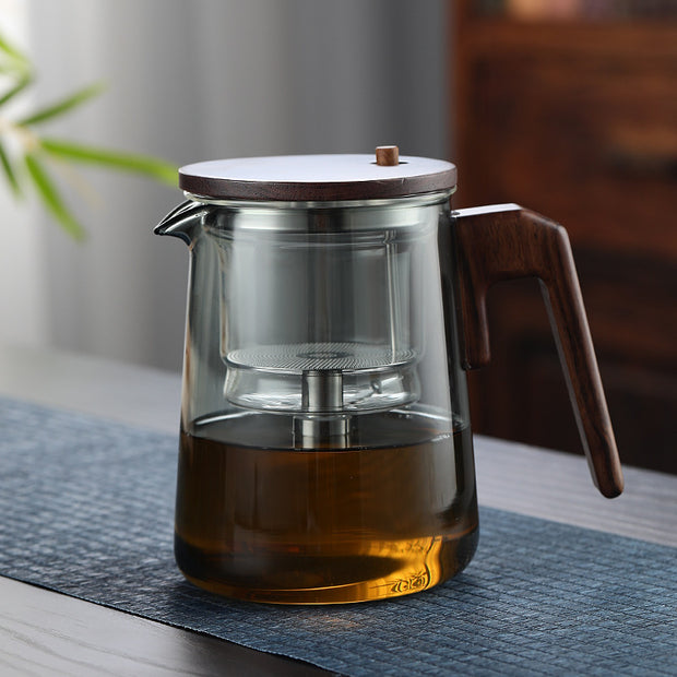 Clear borosilicate glass teapot with non-drip spout